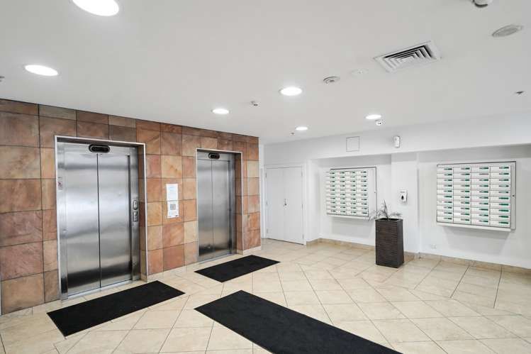 602/421 Queen Street 10015_10