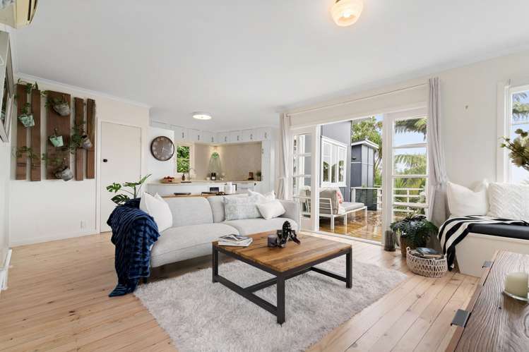 207 Wade River Road_1