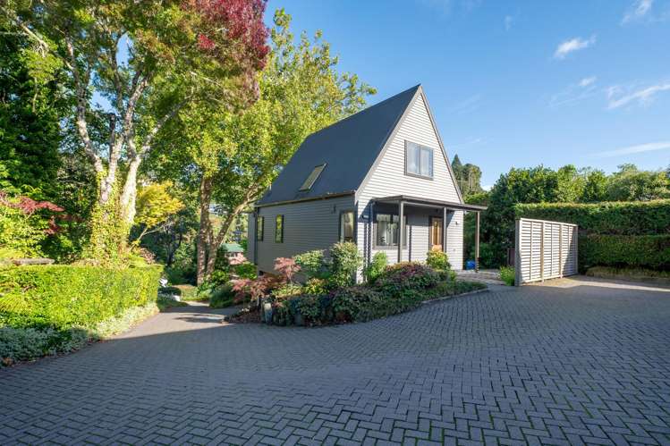 11 Calder Road Lake Okareka_36