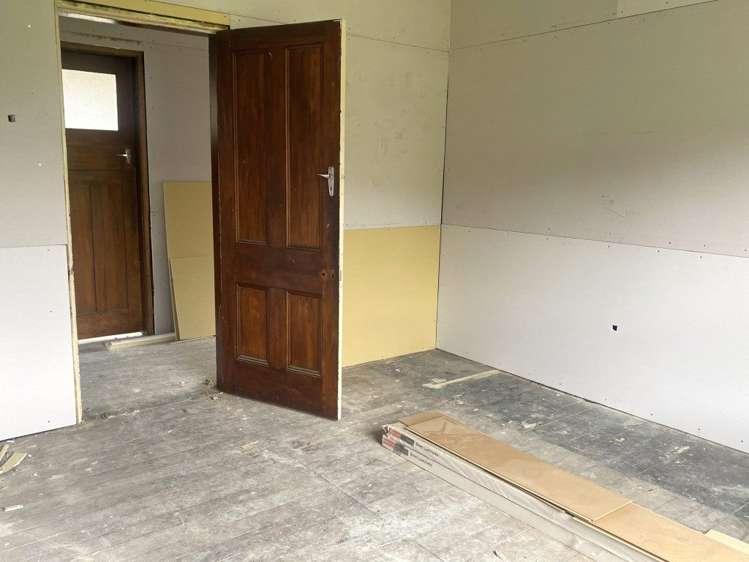 9 Newcastle Street Cobden_6