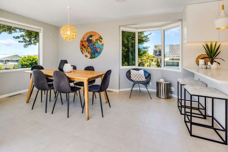 17 Advene Road Cockle Bay_9