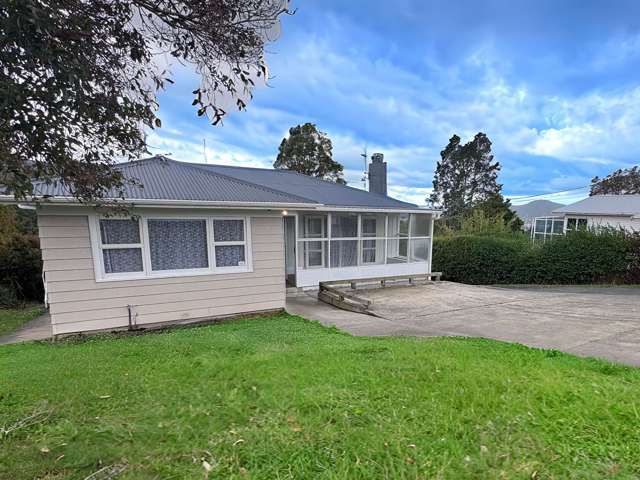Sunny 3 bedroom in a quiet cul de sac