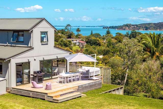 Central Island Living with Space for the Whole Family