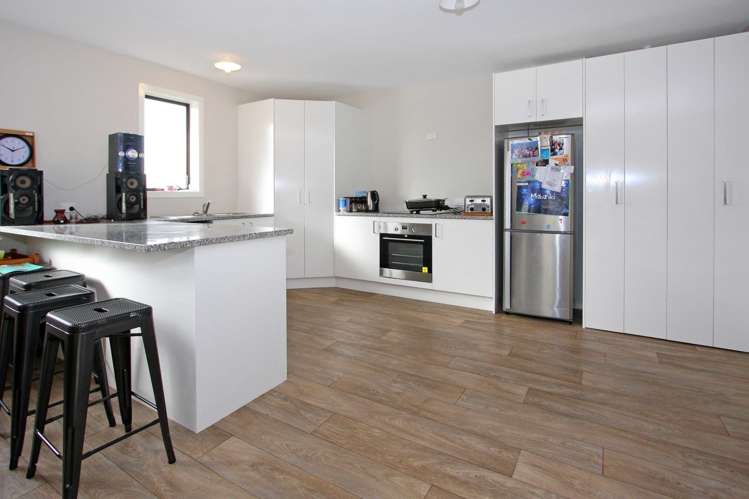 8 Waikare Road Otahuhu_3