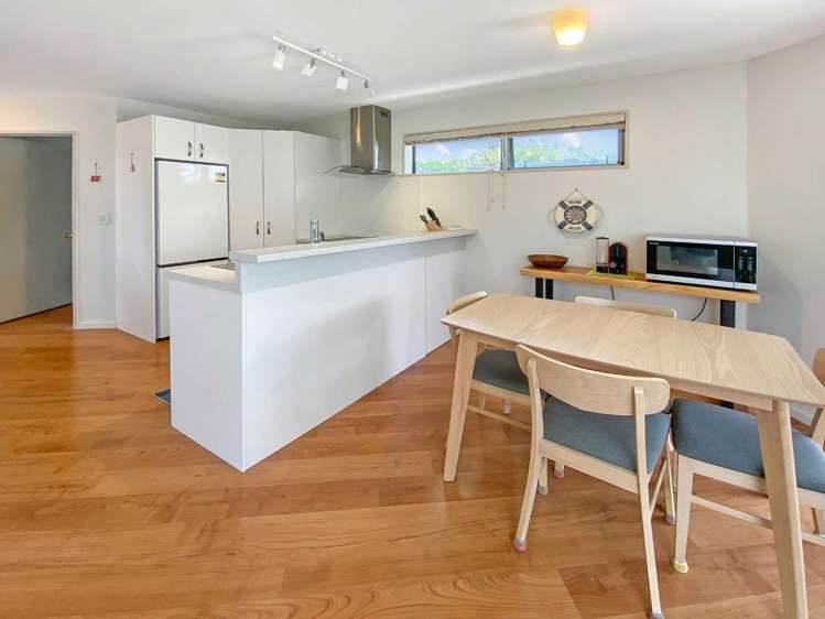 4/85 Yaldhurst Road Sockburn_6