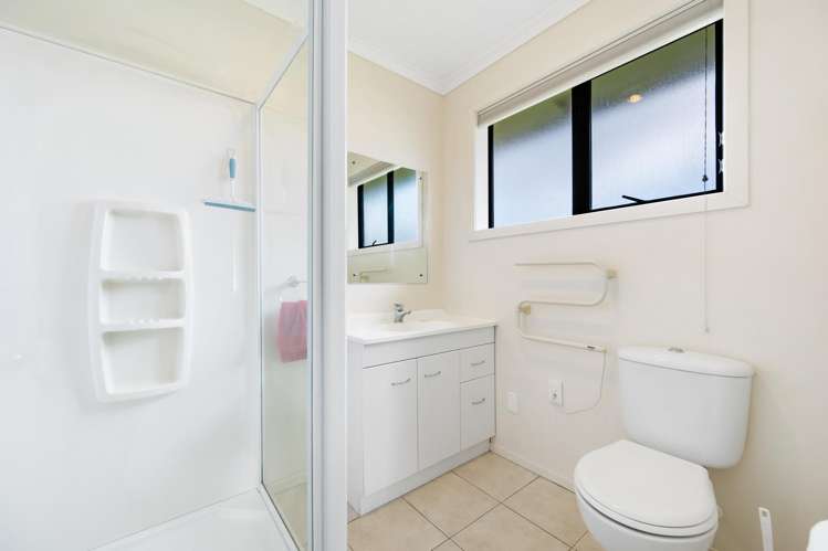 68 Shields Street Clyde_9