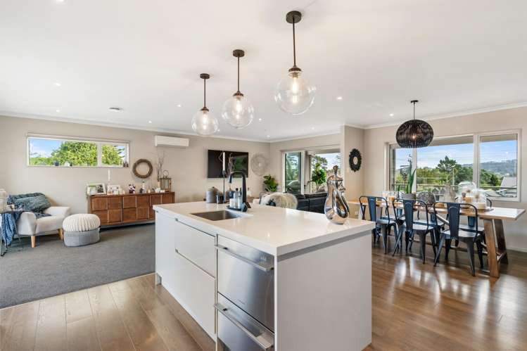 22 Outlook Road Greenhithe_12