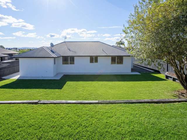 6 Raddington Way Huntington_3