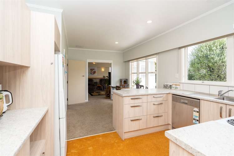 11 Scott Avenue Hamilton East_9