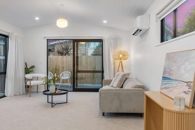 10/213 Gordon Road Mosgiel_6