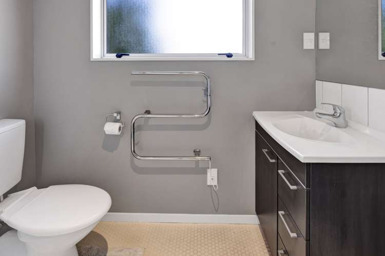 18 Fox Street Okato_17