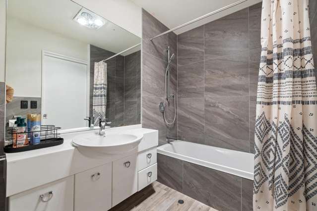 9/43 Goldridge Way Queenstown_3