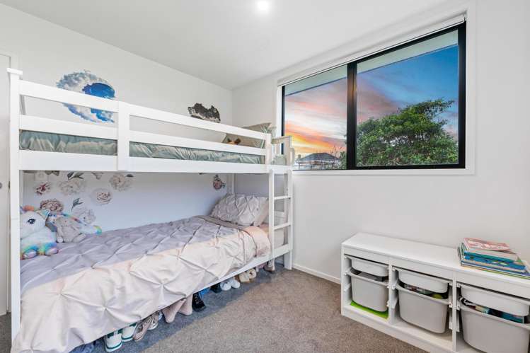 52f Vodanovich Road Te Atatu South_16