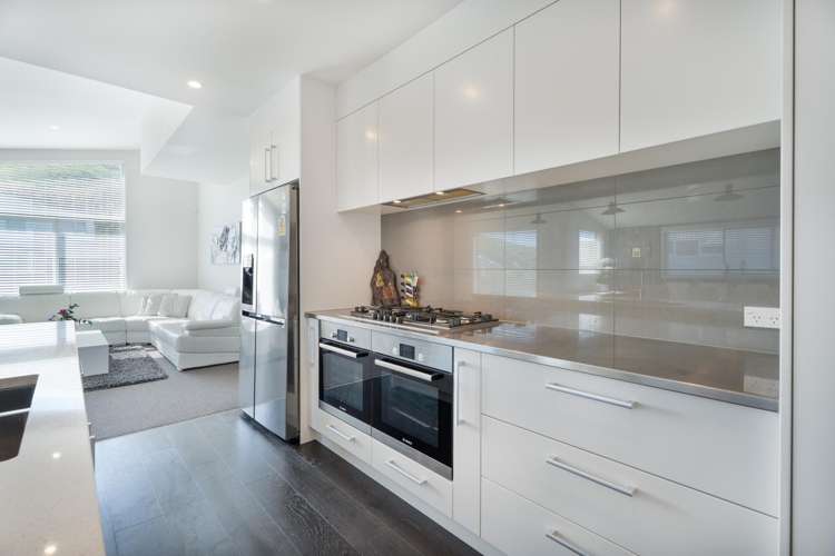 10 Crompton Avenue Churton Park_7