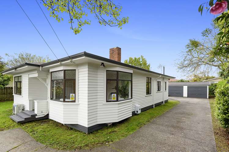 94 Naylor Street Hamilton East_16