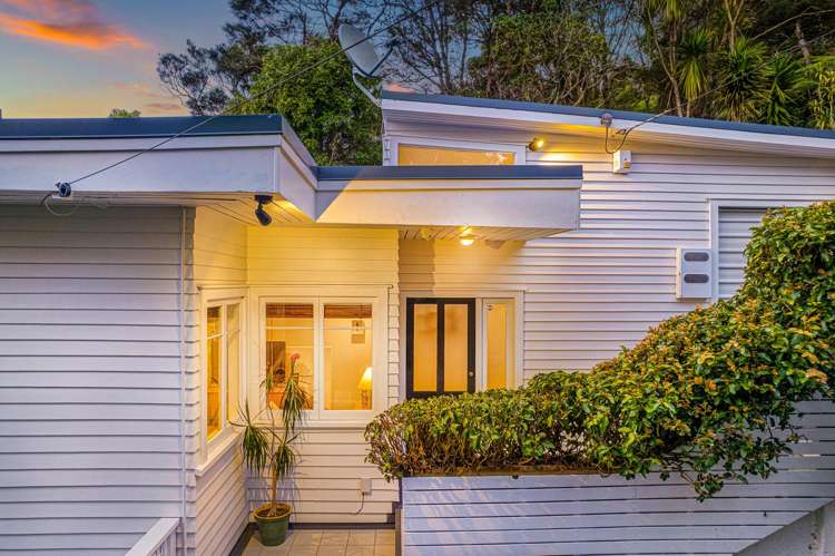 64 Kopiko Road Titirangi_24