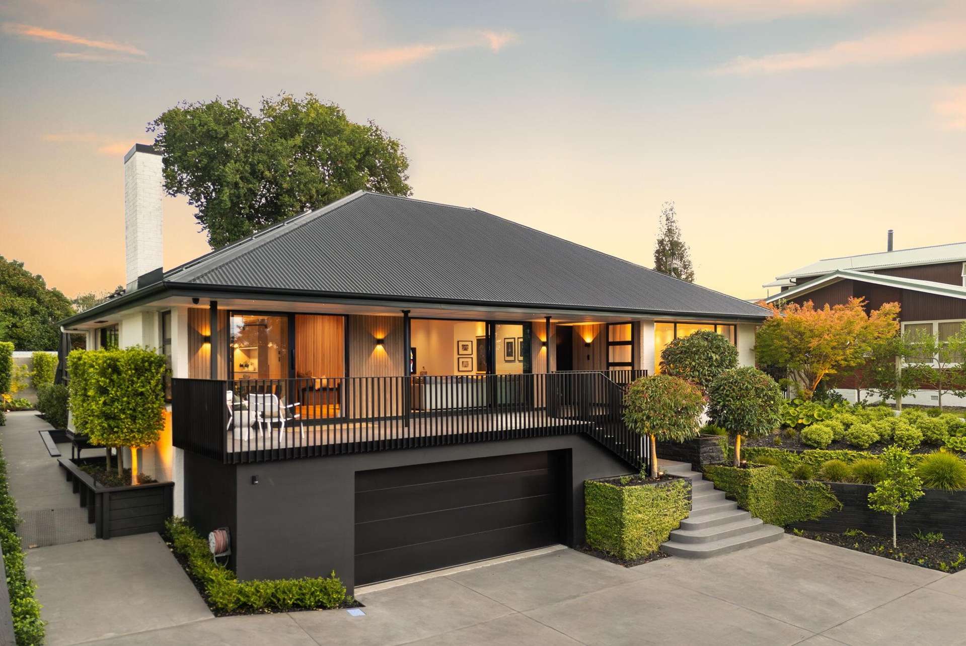 788 River Road Chartwell_0