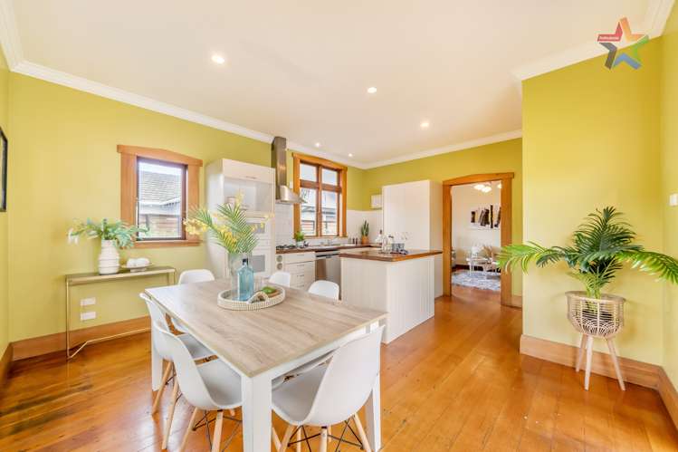 30 Ludlam Crescent Woburn_7