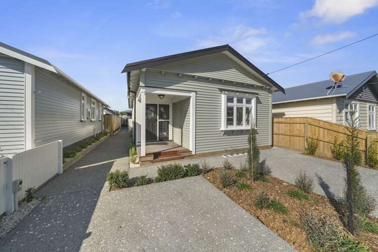 6 Bolton Street Petone_19