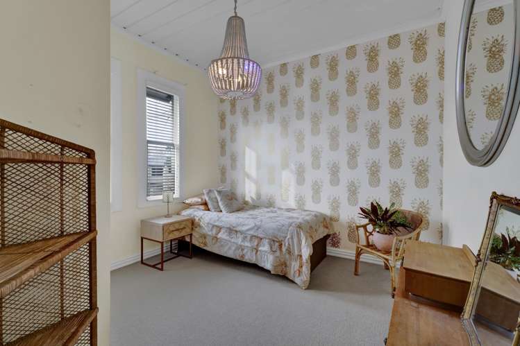 24 Dunn Street Egmont Village_16