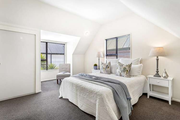 2/46 Brockworth Place Riccarton_9