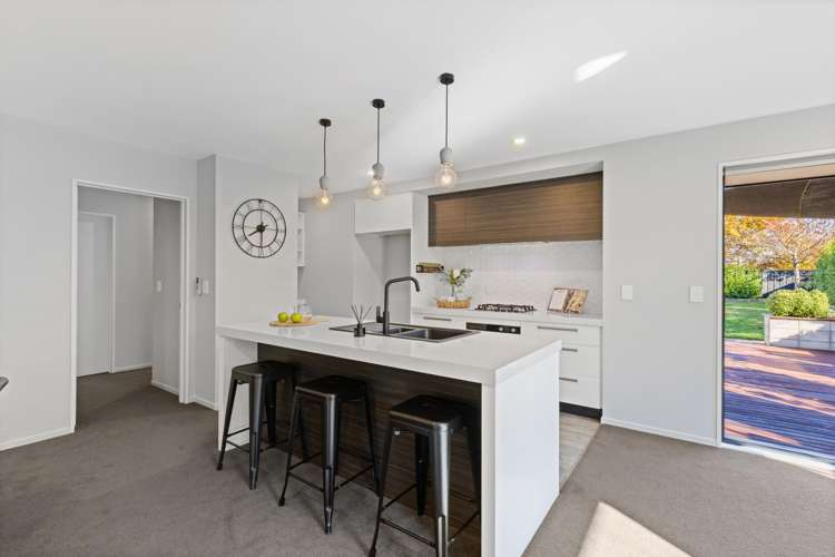 33 Tiny Hill Drive_3