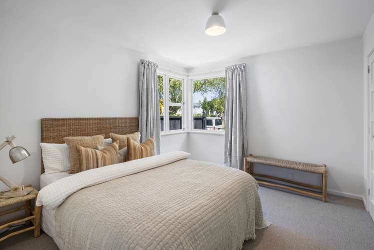 36 Eveleyn Couzins Avenue Richmond_11