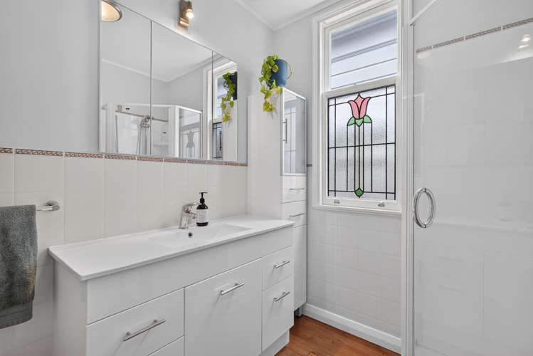 42 Bolton Street Petone_23