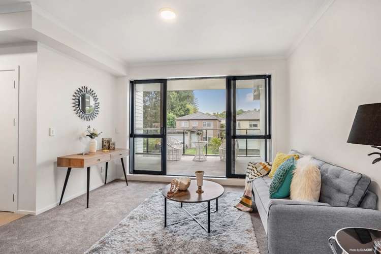 21/11 Carlos Drive Flat Bush_1