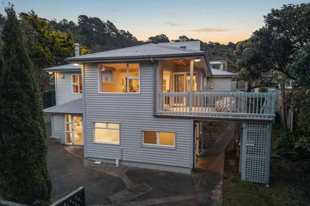Dream Coastal Lifestyle at Seatoun Park