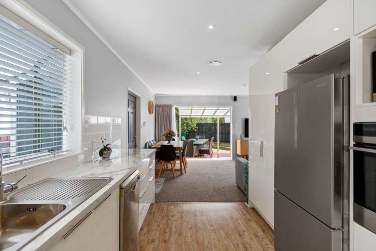 1/12 Doment Crescent Orewa_9