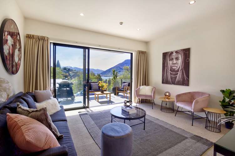1/67 Andrews Road Queenstown_2