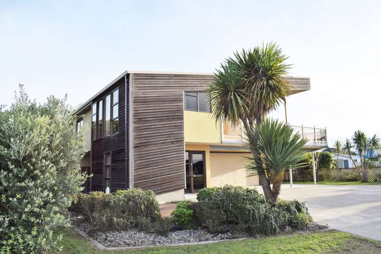 3 Sylvia Way Te Horo Beach_18