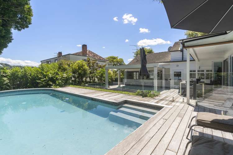 21 Mount Saint John Avenue Epsom_12