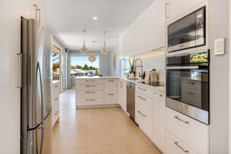 17 Advene Road Cockle Bay_13