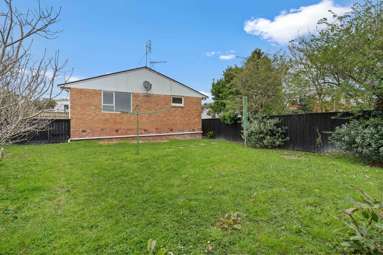2/102 McLeod Road_2