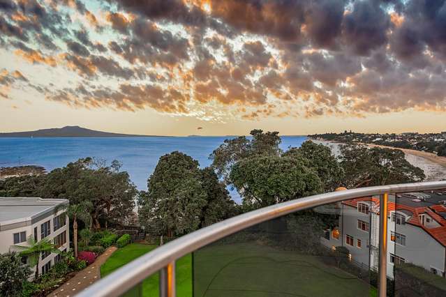 6b/173 Hurstmere Road Takapuna_4