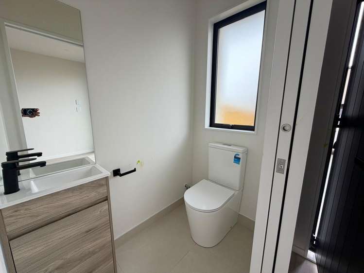 200D Henwood Road Westgate_15