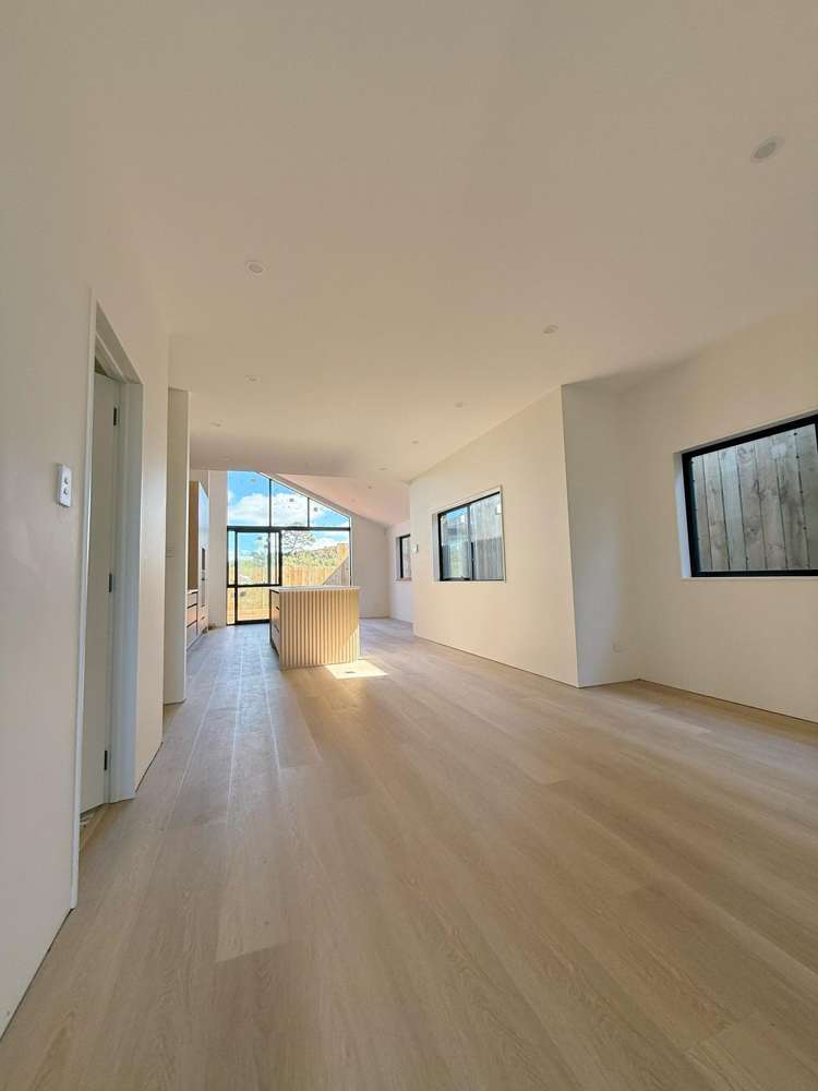 65 Huanui Drive, Ara Hills_4