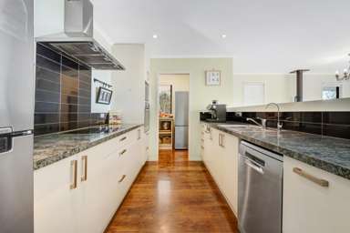 434 Whangaparaoa Road_3