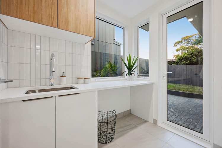 50 Bleakhouse Road Mellons Bay_33