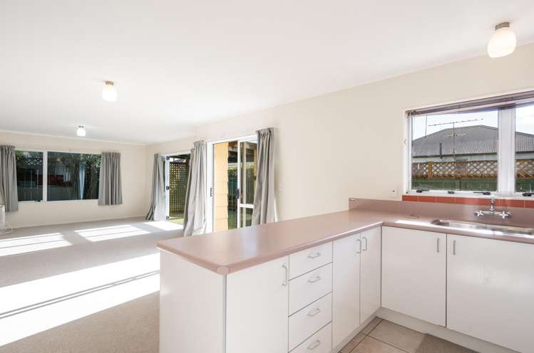 5a Parkers Road_2