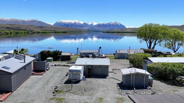 Hut 38 217 Lake Alexandrina South Road Lake Tekapo_3