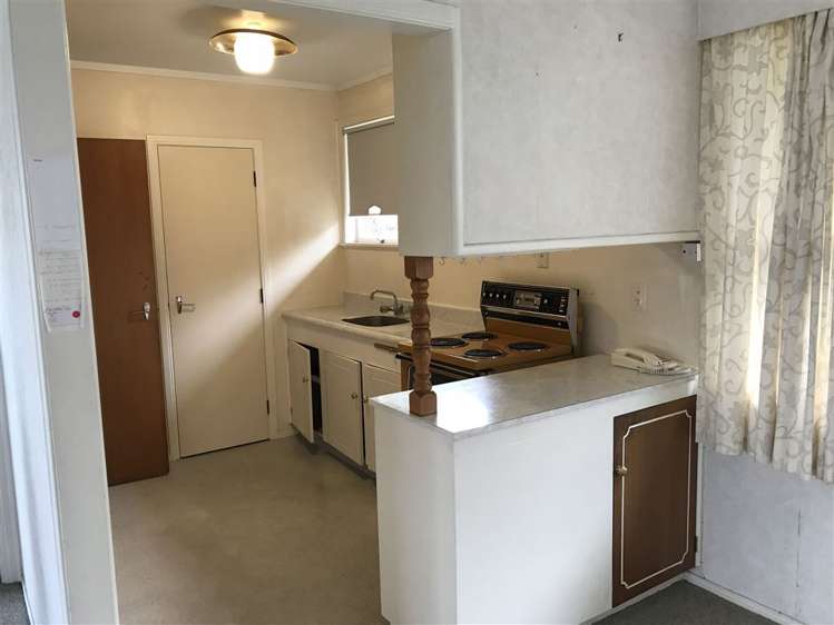 1/11 Sea Spray Drive Bucklands Beach_6