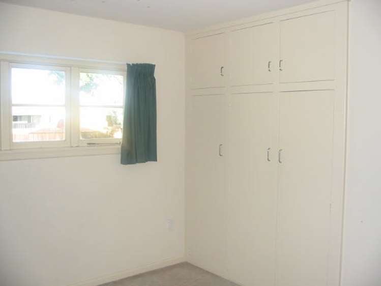 8 Curletts Road Sockburn_6