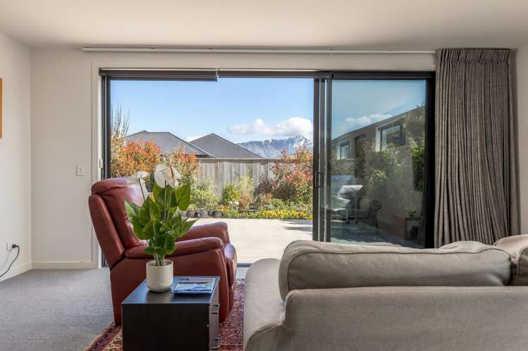 84 Howden Drive Jacks Point_2