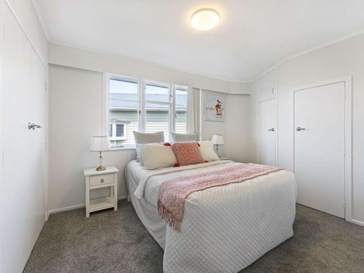 24 Hill Crescent Papakura_11