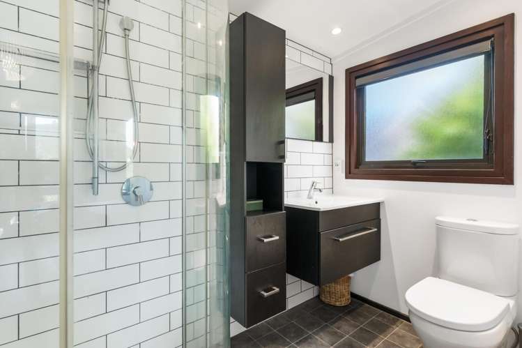 50 David Crescent Karori_21