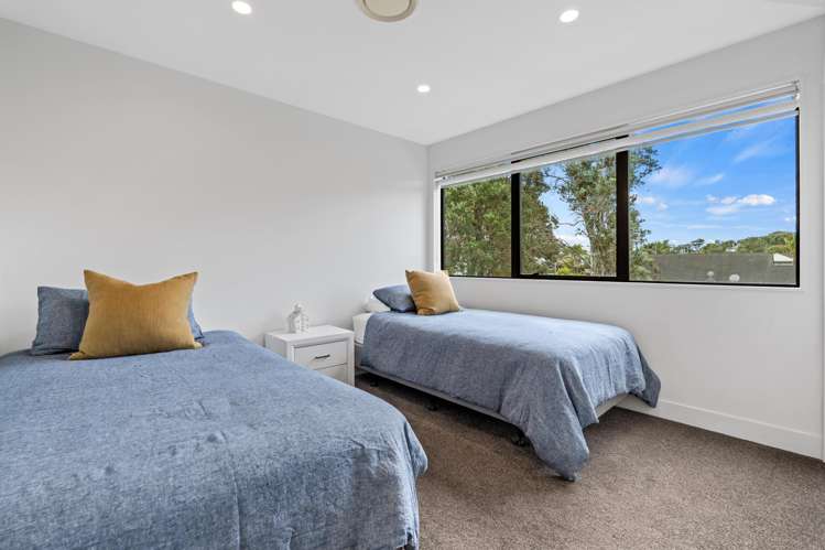 52 Walton Street Red Beach_30