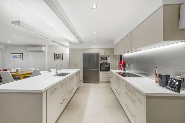 1/104 Harbour Drive Otumoetai_15